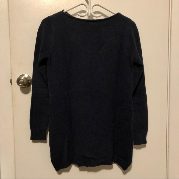 Baci small navy fitted, stretch-knit, long, cozy, boat neck sweater - Picture 7 of 7